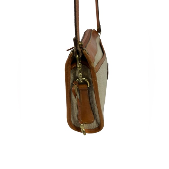 RARE DOONEY & BOURKE ivory two tone leather  crossbody with exterior pockets - Picture 2 of 12